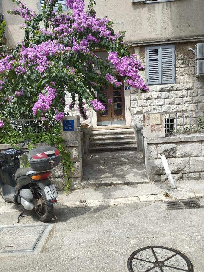 Bugenvilija Apartment Сплит Екстериор снимка