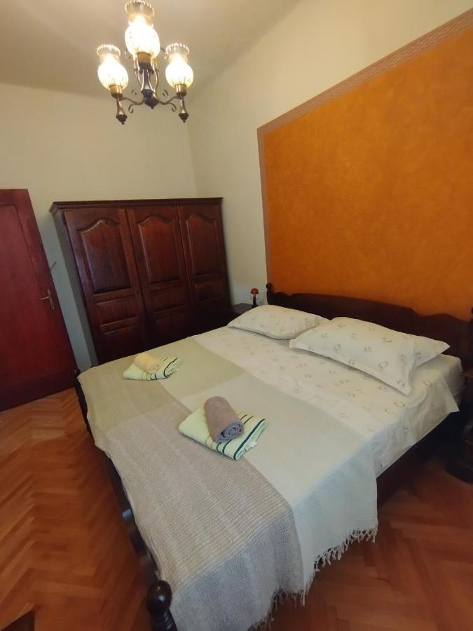 Bugenvilija Apartment Сплит Екстериор снимка