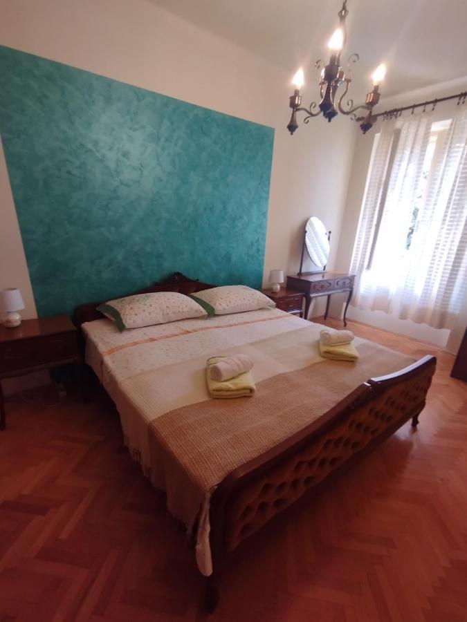 Bugenvilija Apartment Сплит Екстериор снимка